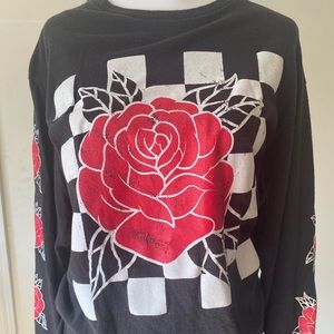 Black rose long sleeve tee